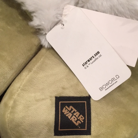 🎁 Disney | Star Wars Yoda Slippers - Picture 6 of 6